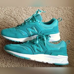 New Balance Teal Athletic Shoes